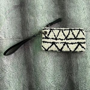 Teddy Abstract Wallet With Wristlet
